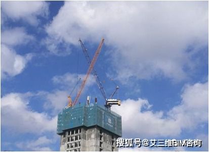 中建四局精品工程觀摩 塔吊技術亮點與管理措施全方位展示